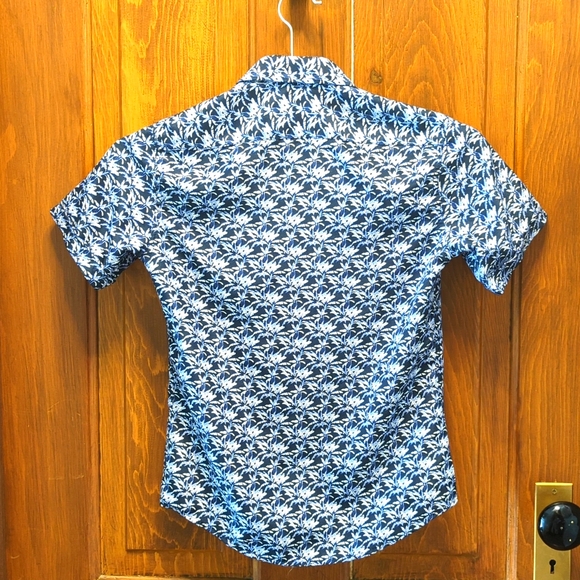 Daniel K Boys Blue Patterned Short Sleeve Shirt Sz 8-9 - Picture 2 of 6